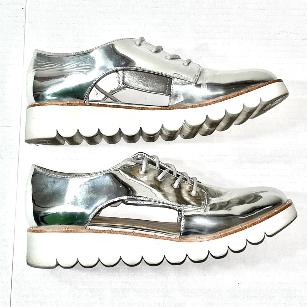 Aldo Rerranna Metallic Cutout Platform Oxford Shoes Silver Size 6.5 Renaissance